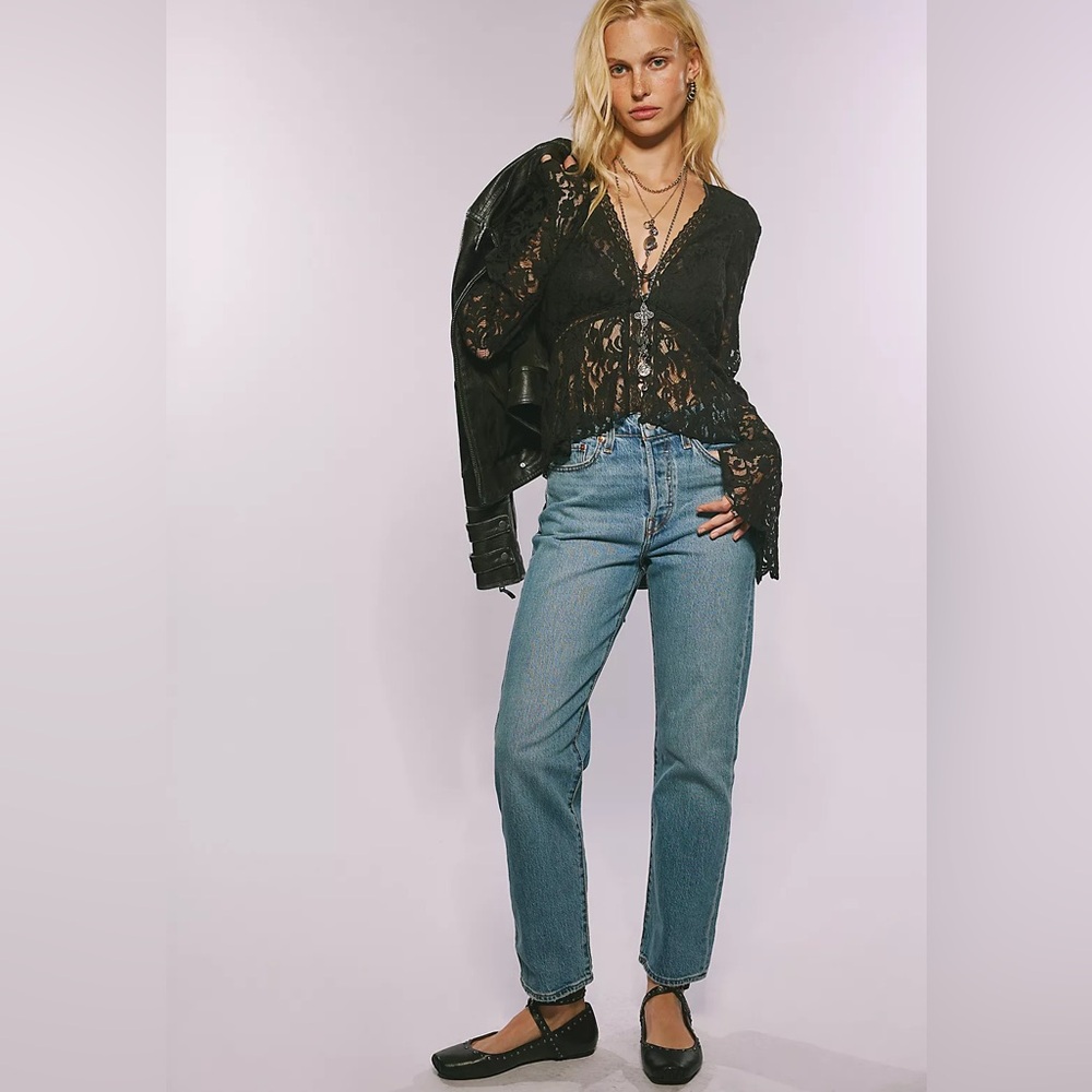 LEVI'S Wedgie Straight Fit High Rise Crop Jeans Indigo Here We Go 26 NWT